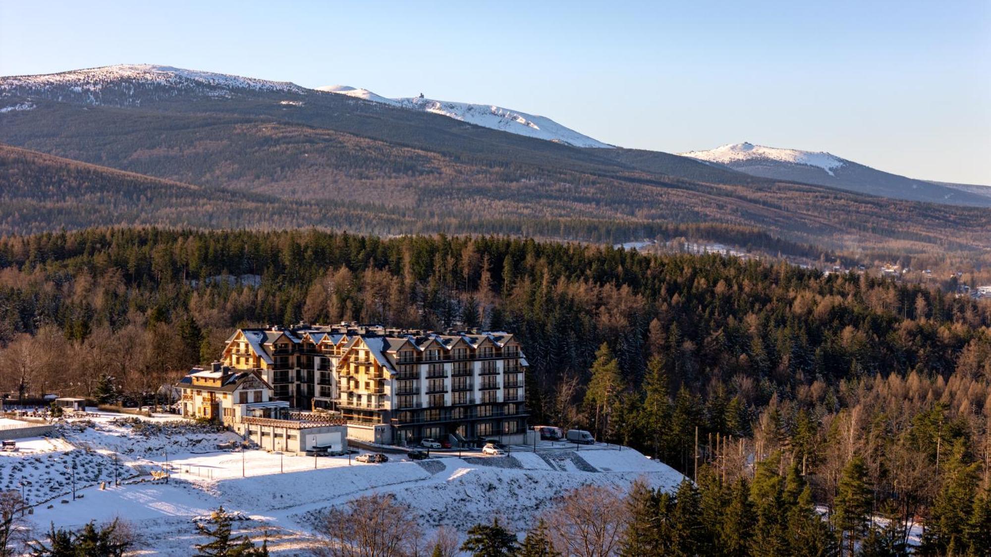 Kazalnica Family&Conference Resort Kolo Karpacza Sosnówka Exteriér fotografie