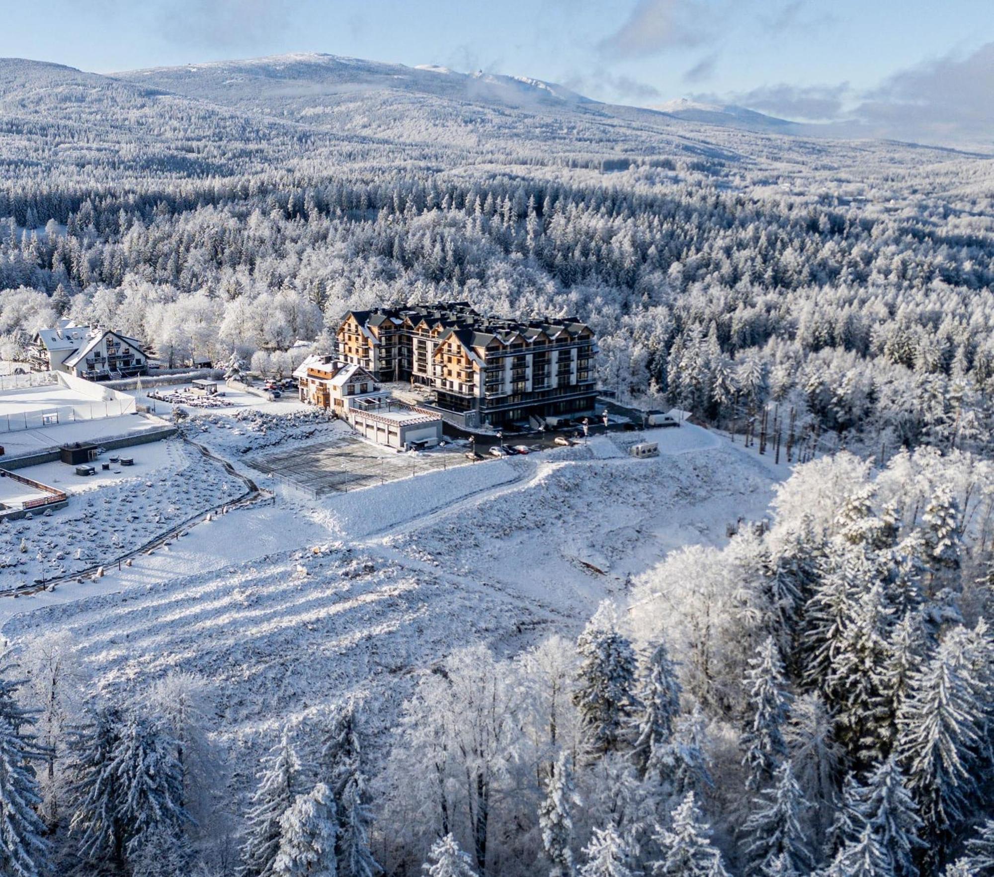 Kazalnica Family&Conference Resort Kolo Karpacza Sosnówka Exteriér fotografie